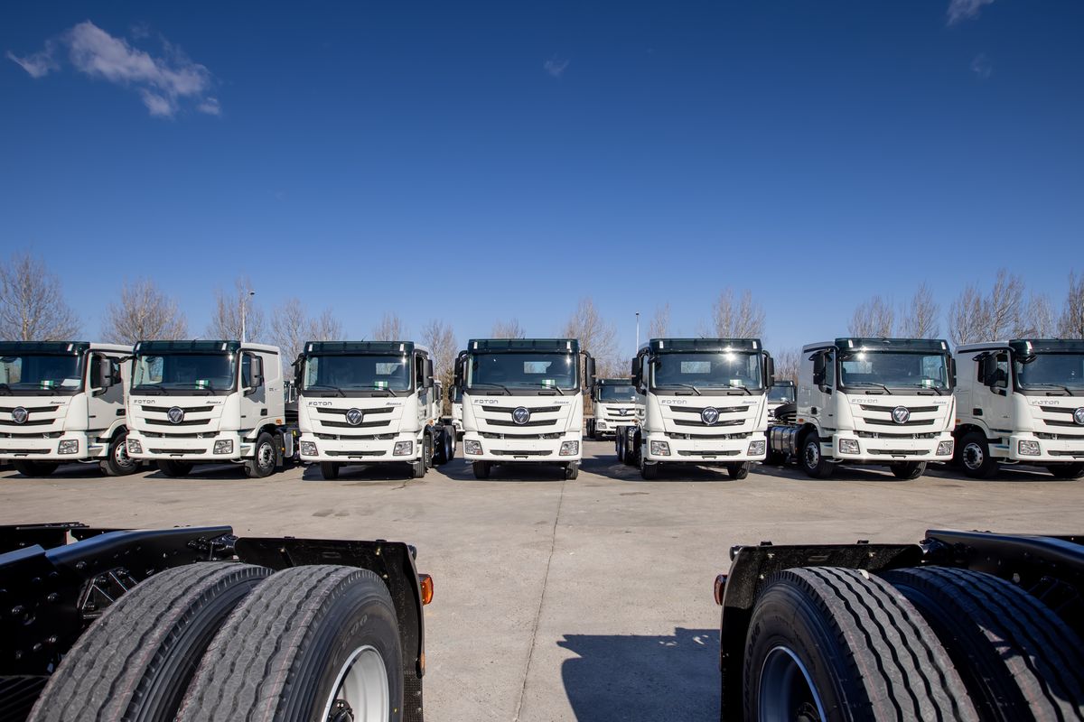 Nigeria — 400 customized tractors delivered — 6